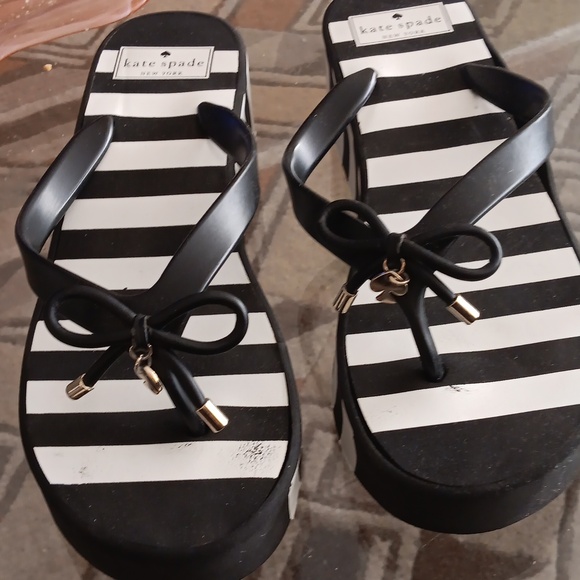 Kate Spade Rhett thong wedge sandals 9M - Picture 1 of 5